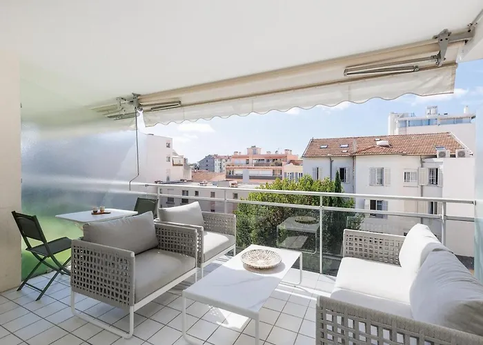 Le Paloma, High Standing, 3 Min Beach, Air Conditioning, 4 Prs * Antibes